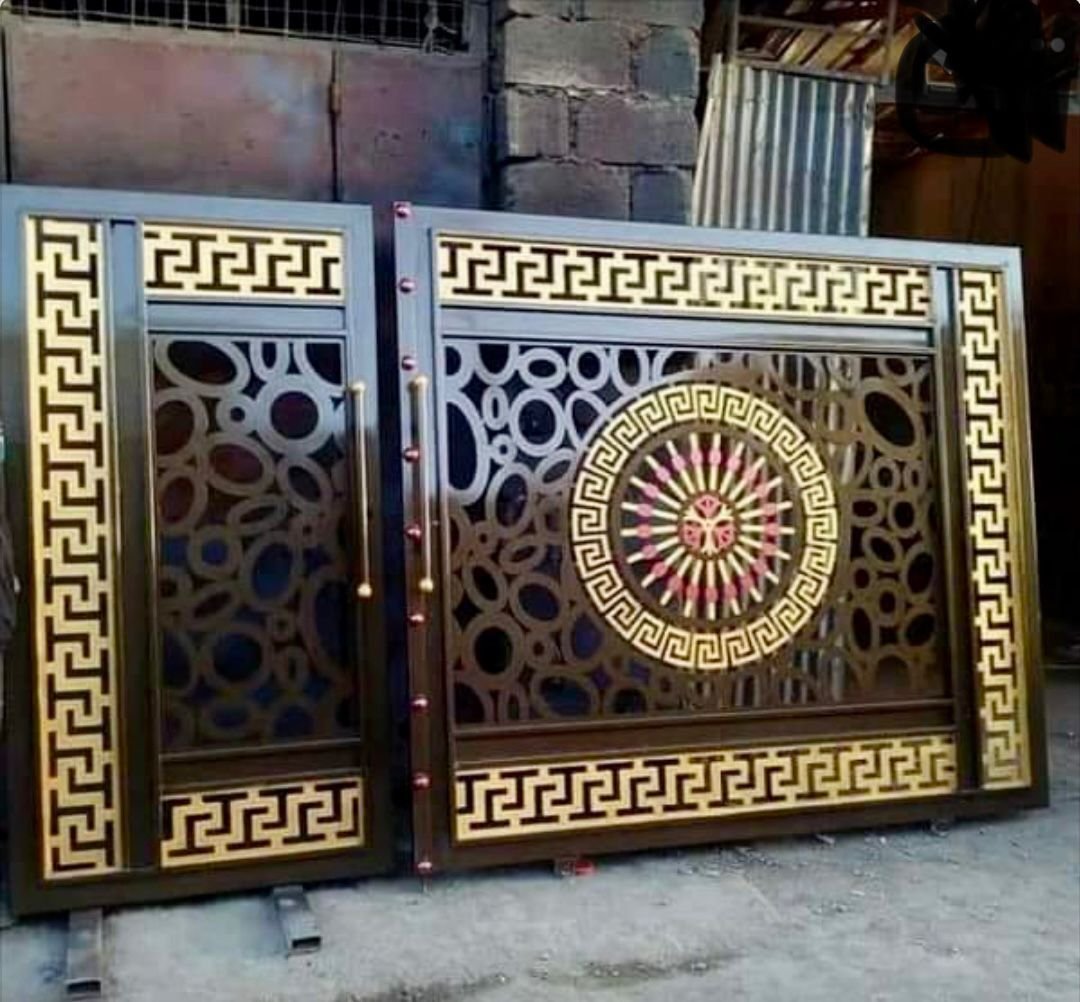 Decorative stainless steel and metal gate fabricated by Maars
